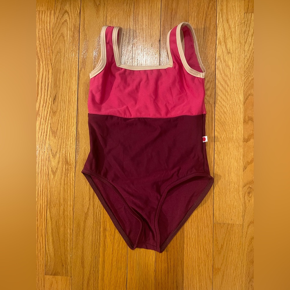 Yumiko Leotard Kids Marieke Size 10 Fully Front Lined Excellent condition